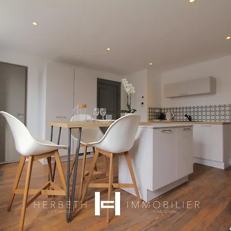 Apartment H-bnb - La Neufbourg *