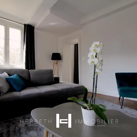H-bnb - La Neufbourg *